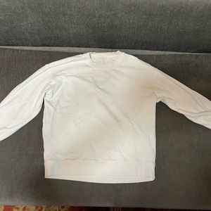 Lululemon sweatshirt, not cropped.